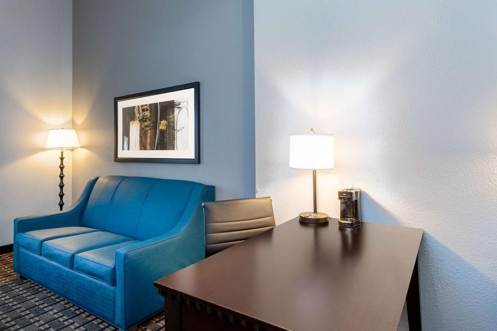 La Quinta By Wyndham Mt. Pleasant Otel Mount Pleasant Dış mekan fotoğraf