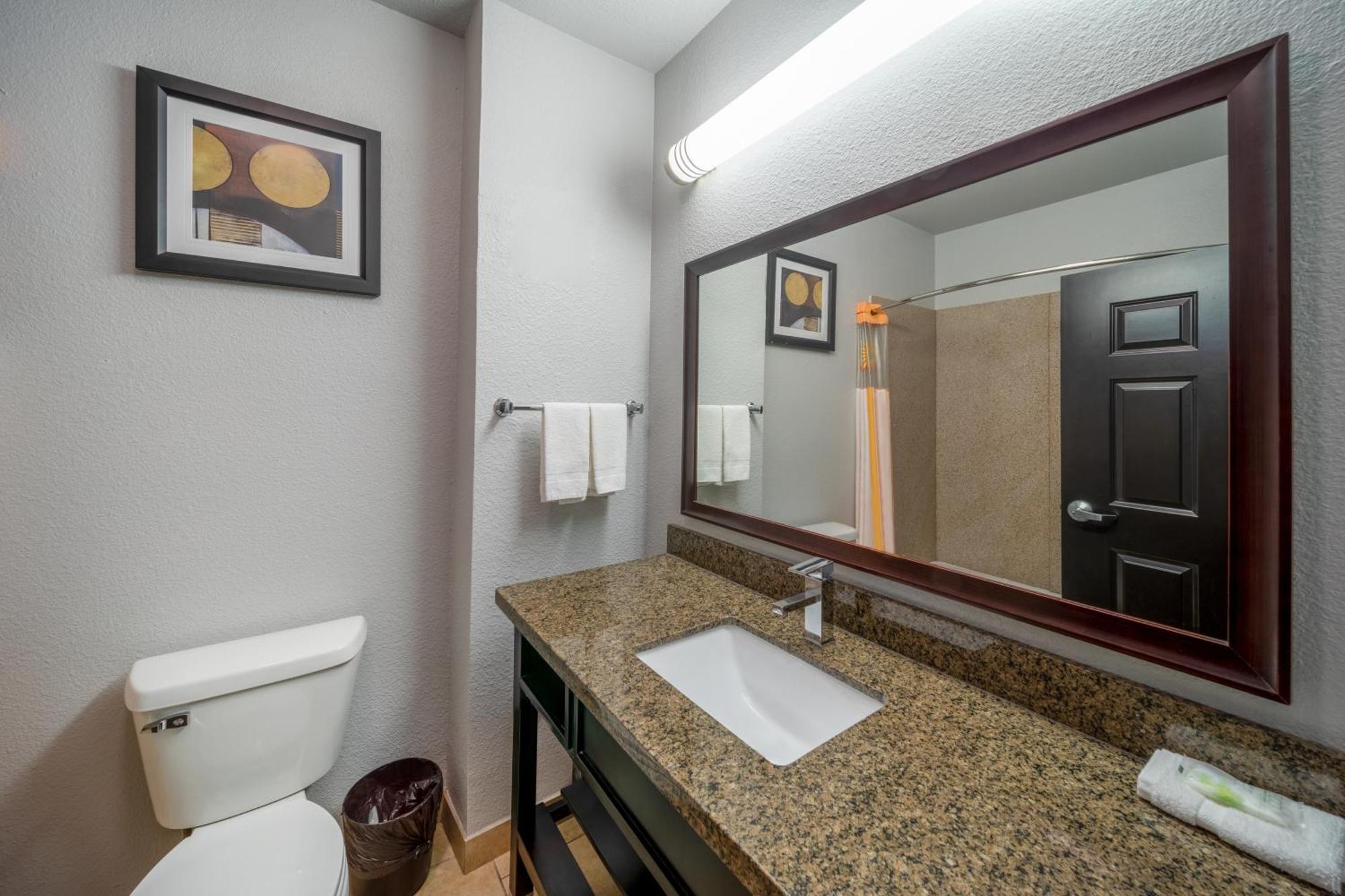 La Quinta By Wyndham Mt. Pleasant Otel Mount Pleasant Dış mekan fotoğraf