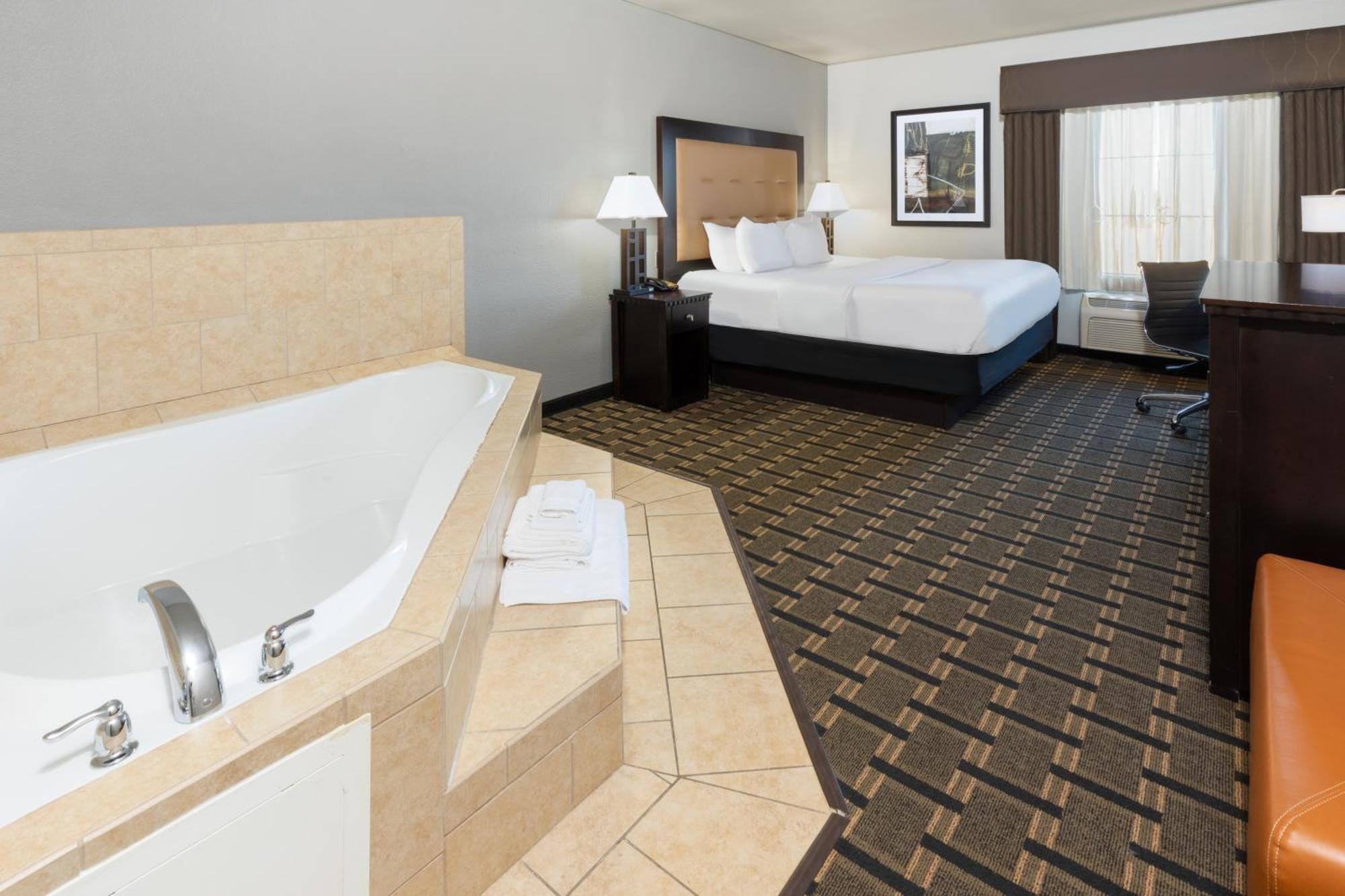 La Quinta By Wyndham Mt. Pleasant Otel Mount Pleasant Dış mekan fotoğraf